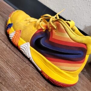 Nike Kyrie 4 70s Size 11 Mens Yellow Purple 2018 943806-700